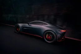 Aston Martin Vantage S  ซูเปอร์คาร์สายสุภาพชนที่ไม่ต้องพยายามเยอะ แต่แรงแบบเอาอยู่