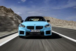 BMW M2 xDrive เปิดตัวแล้ว! M2 ขับ 4 คันแรกในประวัติศาสตร์ เร็วขึ้น แต่ยังดริฟต์ได้เหมือนเดิม