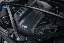 BMW M2 xDrive เปิดตัวแล้ว! M2 ขับ 4 คันแรกในประวัติศาสตร์ เร็วขึ้น แต่ยังดริฟต์ได้เหมือนเดิม