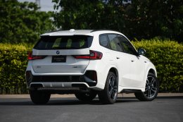 เปิดตัวบีเอ็มดับเบิลยู X1 xDrive30e M Sport ใหม่ ยกระดับประสบการณ์การขับขี่ Sports Activity Vehicle (SAV) ด้วยระบบปลั๊กอินไฮบริดพร้อมสมรรถนะที่เหนือชั้นในกลุ่มรถยนต์พรีเมียมคอมแพกต์