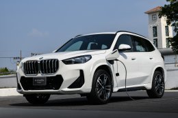เปิดตัวบีเอ็มดับเบิลยู X1 xDrive30e M Sport ใหม่ ยกระดับประสบการณ์การขับขี่ Sports Activity Vehicle (SAV) ด้วยระบบปลั๊กอินไฮบริดพร้อมสมรรถนะที่เหนือชั้นในกลุ่มรถยนต์พรีเมียมคอมแพกต์