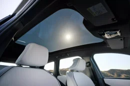 BMW เปิดศักราชใหม่อย่างเป็นทางการกับ iX3 รุ่นปี 2026 SUV พลังไฟฟ้าคันแรกบนแพลตฟอร์ม Neue Klasse ที่ว่ากันว่าเป็นรากฐานอนาคตของแบรนด์!