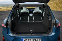 BMW เปิดศักราชใหม่อย่างเป็นทางการกับ iX3 รุ่นปี 2026 SUV พลังไฟฟ้าคันแรกบนแพลตฟอร์ม Neue Klasse ที่ว่ากันว่าเป็นรากฐานอนาคตของแบรนด์!