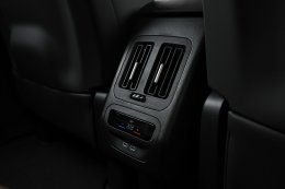 เคาะราคาไทยแล้ว! BMW iX3 Neue Klasse (2026) ค่าตัว 3,599,000 บาท สเปกจัดเต็มวิ่งไกล 805 กม. ชาร์จไวระดับประวัติศาสตร์!