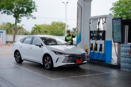 ถังเดียวเอาอยู่! BYD SEAL 5 DM-i โชว์อึดวิ่งเชียงราย-กรุงเทพฯ 1,200 กม. ไม่ต้องแวะเติมน้ำมัน แบตเหลือๆ ในราคาแค่ 5.9 แสน!