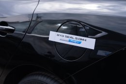 ถังเดียวเอาอยู่! BYD SEAL 5 DM-i โชว์อึดวิ่งเชียงราย-กรุงเทพฯ 1,200 กม. ไม่ต้องแวะเติมน้ำมัน แบตเหลือๆ ในราคาแค่ 5.9 แสน!