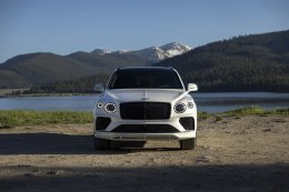 เบนท์ลีย์ แบงค็อก เปิดรับจอง New Bentayga Speed เริ่มต้น 32.7 ล้านบาท l ยนตรกรรมเอสยูวีสมรรถนะสูง เรือธงรุ่นใหม่ 