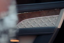 นิยามใหม่ของความ Luxury! Bentley จับมือ Boodles แบรนด์จิวเวลรี่ระดับตำนาน รังสรรค์งานคราฟต์สุดประณีตลงในยนตรกรรมรุ่นล่าสุด