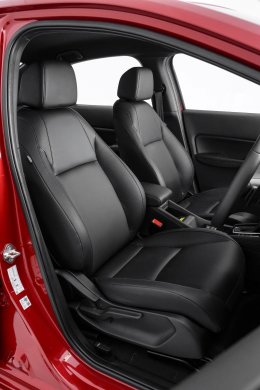 เปิดตัวในไทย! Honda City Minorchange 2026 ราคา 569,000 - 749,000 บาท ปรับโฉมใหม่ เพิ่มกล้อง 360° จอ 10 นิ้ว และ Wireless Charger ราคาถูกลงสูงสุด 50,000 บาท