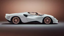 De Tomaso P72  ซูเปอร์คาร์แห่งความโรแมนติกยุคอนาล็อก ที่โคตรสวยและไม่มีจอสักจอ!