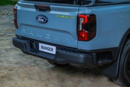 Ford Ranger WOLFTRAK เปิดตัวในไทย! รุ่นใหม่แทรกกลาง XLS และ Wildtrak เริ่ม 949,000 บาท ได้ดีเซล 2.0 Turbo 170 แรงม้า เกียร์ 10AT มีทั้ง 2WD และ 4WD