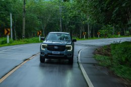 Ford Ranger WOLFTRAK เปิดตัวในไทย! รุ่นใหม่แทรกกลาง XLS และ Wildtrak เริ่ม 949,000 บาท ได้ดีเซล 2.0 Turbo 170 แรงม้า เกียร์ 10AT มีทั้ง 2WD และ 4WD