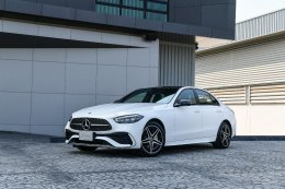 เปิดราคาอย่างเป็นทางการ Mercedes-Benz C 350 e AMG Dynamic รุ่นพิเศษ Night Edition (W206) ในราคา 3.29 ล้านบาท ปรับราคาถูกลงกว่าเดิม 60,000 บาท