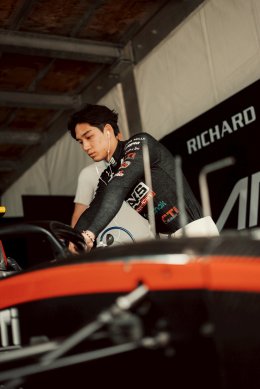 เติ้น ทัศนพล ประเดิม F2 ปี 2026 สุดเดือด! เก็บ 13 แต้มรวดจากเมลเบิร์น ผงาดคว้า Top 4 เรซเปิดสนาม