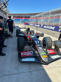 เติ้น ทัศนพล ประเดิม F2 ปี 2026 สุดเดือด! เก็บ 13 แต้มรวดจากเมลเบิร์น ผงาดคว้า Top 4 เรซเปิดสนาม