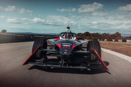 ปอร์เช่ 99X Electric Gen3 รถแข่งรายการ Formula E เปิดตัวครั้งแรกของโลก