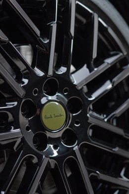 เปิดตัว MINI Cooper Paul Smith Edition รุ่นพิเศษรับปี 2569 ดีไซน์สุดจี๊ด พลังไฟฟ้า 100% เคาะราคา 1.899 ล้านบาท