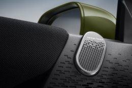 เปิดตัว MINI Cooper Paul Smith Edition รุ่นพิเศษรับปี 2569 ดีไซน์สุดจี๊ด พลังไฟฟ้า 100% เคาะราคา 1.899 ล้านบาท