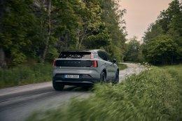Volvo EX30 Cross Country เปิดตัวในไทยอย่างเป็นทางการ ในงาน Fast Auto Show Thailand 2025 l เริ่ม 1.89 ล้าน