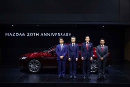 บูธมาสด้าสุดคึกคักประชาชนหลั่งไหลชม Mazda 6 รุ่นพิเศษ พร้อมสัมผัสรถยนต์มาสด้าครบทุกรุ่นรับโปรโมชั่นสุดคุ้มส่งท้ายปี