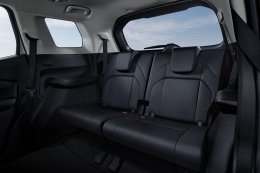 Mitsubishi Destinator เปิดตัวอย่างเป็นทางการ: รถเอสยูวี 7 ที่นั่ง พร้อมเครื่องยนต์เบนซินเทอร์โบ