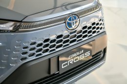 New Corolla Cross โฉมใหม่ออฟชั่นเพิ่มแต่ราคาไม่เพิ่ม! เปิดตัวทั้ง 4 รุ่นย่อย เริ่ม 999,000.-