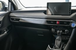โตโยต้าเปิดราคาอย่างเป็นทางการ NEW Yaris ATIV HEV พร้อมส่งสองรุ่นให้เลือก Premium และ GR Sport เปิดราคาช่วงแนะนำอยู่ที่ 719,000 บาท และ 769,000 บาท