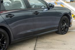 เปิดตัวแล้ว Honda Accord e:HEV ใหม่ เพิ่มออปชัน พร้อมปรับราคาถูกลง สูงสุด 70,000 บาท! เริ่ม 1.479 ลบ.