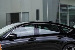 เปิดตัวแล้ว Honda Accord e:HEV ใหม่ เพิ่มออปชัน พร้อมปรับราคาถูกลง สูงสุด 70,000 บาท! เริ่ม 1.479 ลบ.