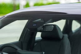 เปิดตัวแล้ว Honda Accord e:HEV ใหม่ เพิ่มออปชัน พร้อมปรับราคาถูกลง สูงสุด 70,000 บาท! เริ่ม 1.479 ลบ.