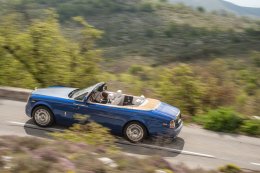 100 ปีแห่งอิทธิพลและความยิ่งใหญ่ของ Rolls-Royce Phantom: A Century of Power and Influence