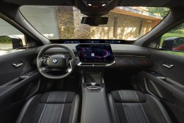BMW เผยข้อมูล iX4 รถยนต์ไฟฟ้า 100% สไตล์ SUV Coupé บนแพลตฟอร์ม Neue Klasse สถาปัตยกรรม 800V