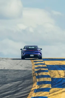 Porsche Taycan Turbo GT ทุบสถิติอีกแล้ว! 1:27.15 นาที ที่ Road Atlanta  เร็วพอจะหลอน 911 GT3 RS ได้เลย!