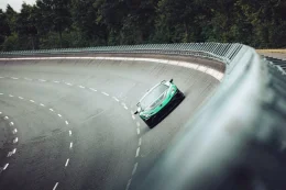 Rimac Nevera R  อสูรกายไร้เสียงที่เร็วที่สุดในโลก กด Koenigsegg Jesko จนหายใจไม่ทัน!