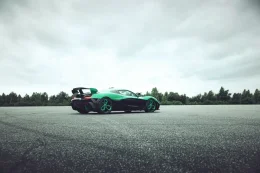 Rimac Nevera R  อสูรกายไร้เสียงที่เร็วที่สุดในโลก กด Koenigsegg Jesko จนหายใจไม่ทัน!