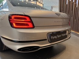 เผยโฉม Bentley Flying Spur A Hybrid ครั้งแรกในไทย! ในงาน AAS Roadshow at One Bangkok โดยบริษัท เอเอเอส ออโต้ เซอร์วิสฯ ณ "วัน แบงค๊อก" แลนด์มาร์คใหม่ใจกลางกรุงเทพฯ 