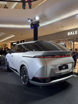 เปิดตัวอย่างเป็นทางการ NEW XPENG X9 Executive ราคา 2.499 ล้านบาท ดีไซน์สปอร์ตสุดล้ำและฟังก์ชันจัดเต็ม!