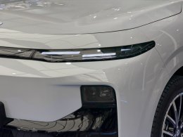 Leapmotor B10 SUV ไฟฟ้าจากจีน บุกไทยเริ่ม 6.88 แสน! ฟีเจอร์แน่น สมรรถนะจัดเต็ม แต่จะสู้ศึก EV บ้านเราไหวมั้ย?