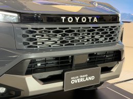 เปิดตัวในไทย! Toyota Hilux TRAVO OVERLAND ใหม่  ตัวแรงรุ่นท็อป ดีเซล 2.8 Turbo 204 แรงม้า จัดเต็มทุกออปชัน ราคาเริ่ม 1.10 ล้านบาท