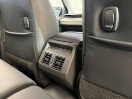 เปิดตัวในไทย! Toyota Hilux TRAVO OVERLAND ใหม่  ตัวแรงรุ่นท็อป ดีเซล 2.8 Turbo 204 แรงม้า จัดเต็มทุกออปชัน ราคาเริ่ม 1.10 ล้านบาท