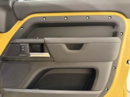 Land Rover Thailand เปิดตัว DEFENDER 110 Trophy Edition ที่พกพาความแกร่งมาเต็มพิกัดในราคา 7.799 ลบ. (CBU) 