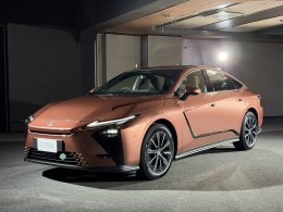 Lexus เปิดตัว The All-New Lexus ES ในไทยแบบจัดเต็ม พร้อมเลือกได้ทั้ง Hybrid และ EV