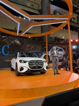 เปิดตัว The All-New Electric GLC อย่างเป็นทางการในไทย! พร้อมพาเจาะดีไซน์จากช่วง "Designer Talk Session" 