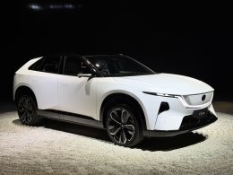 Mazda CX-6e เปิดราคาไทย 1.259 ล้านบาท รถไฟฟ้า 100% จาก Mazda จัดเต็ม 258 แรงม้า วิ่งไกล 555 กม.