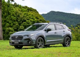 โบกมือลา Subaru XV พร้อมอ้าแขนรับ All New Subaru Crosstrek ว่าที่รถรุ่นใหม่ค่ายดาวลูกไก่ที่มาแทน XV ที่ทำตลาดมาอย่างยาวนาน