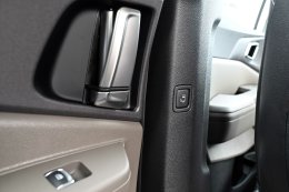 The new Kia Carnival HEV 7-seater เปิดตัวอย่างเป็นทางการในไทย พร้อมสโลแกน "Built for Every Move of Life"