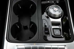 The new Kia Carnival HEV 7-seater เปิดตัวอย่างเป็นทางการในไทย พร้อมสโลแกน "Built for Every Move of Life"
