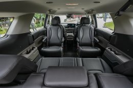 The new Kia Carnival HEV 7-seater เปิดตัวอย่างเป็นทางการในไทย พร้อมสโลแกน "Built for Every Move of Life"