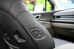 The new Kia Carnival HEV 7-seater เปิดตัวอย่างเป็นทางการในไทย พร้อมสโลแกน "Built for Every Move of Life"