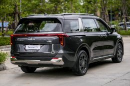 The new Kia Carnival HEV 7-seater เปิดตัวอย่างเป็นทางการในไทย พร้อมสโลแกน "Built for Every Move of Life"